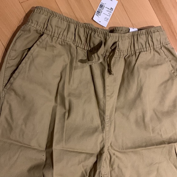 NWT Children’s Place boys Tan shorts - size 10 - Picture 2 of 11